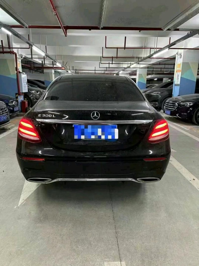 重庆19年奔驰E2