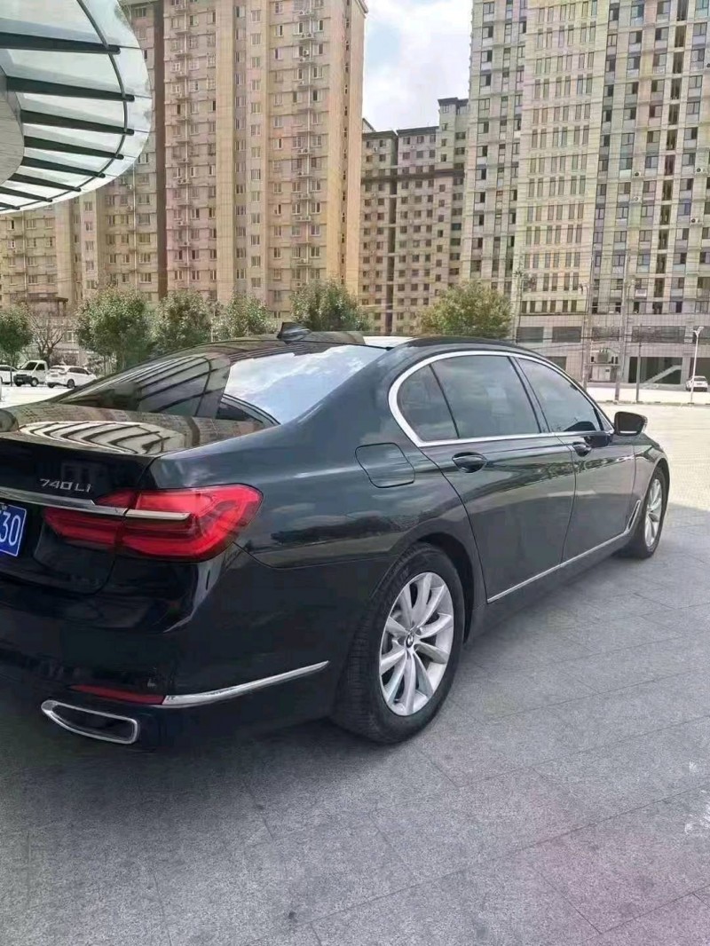 潍坊17年宝马7系8