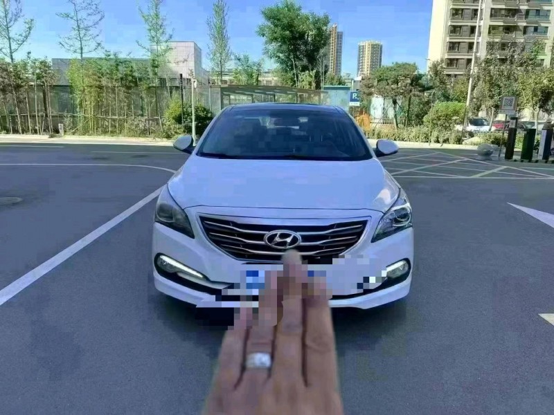 济南17年现代名图1