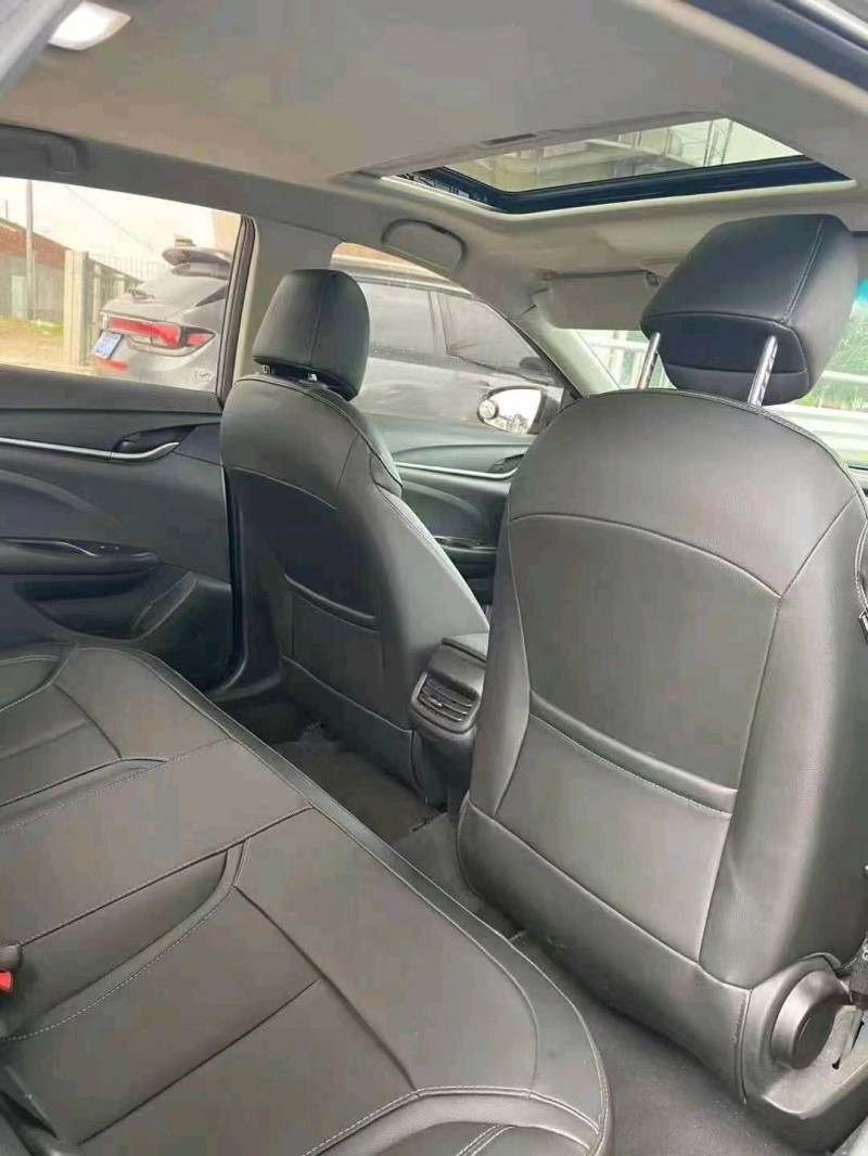 枣庄19年别克英朗8