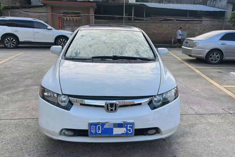 广州09年本田思域1