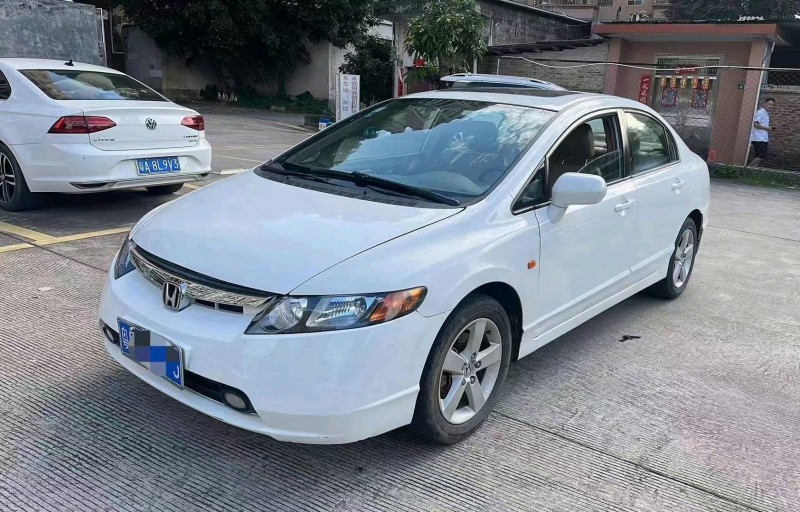 广州09年本田思域2