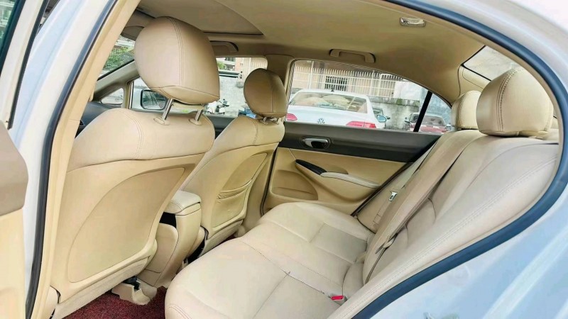 广州09年本田思域6