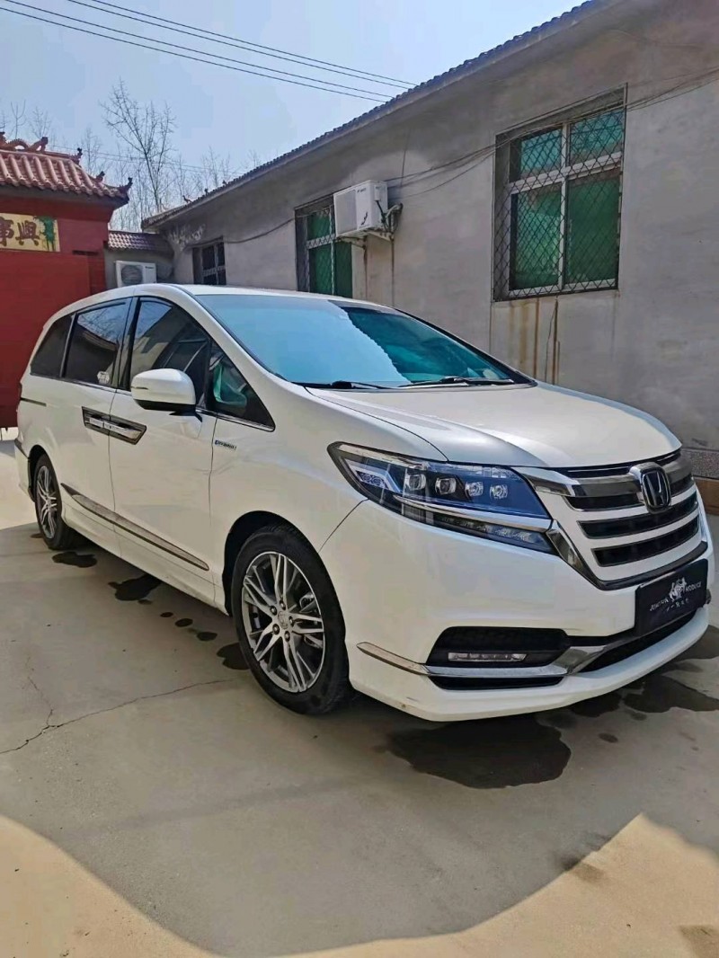 保定21年本田艾力绅2