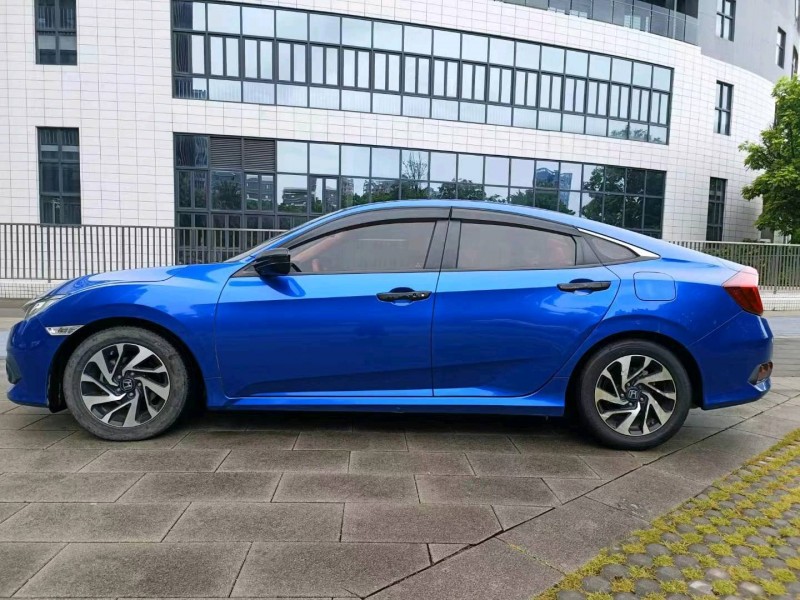 广州19年本田思域3