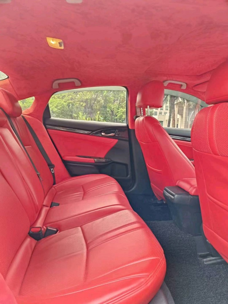 广州19年本田思域7