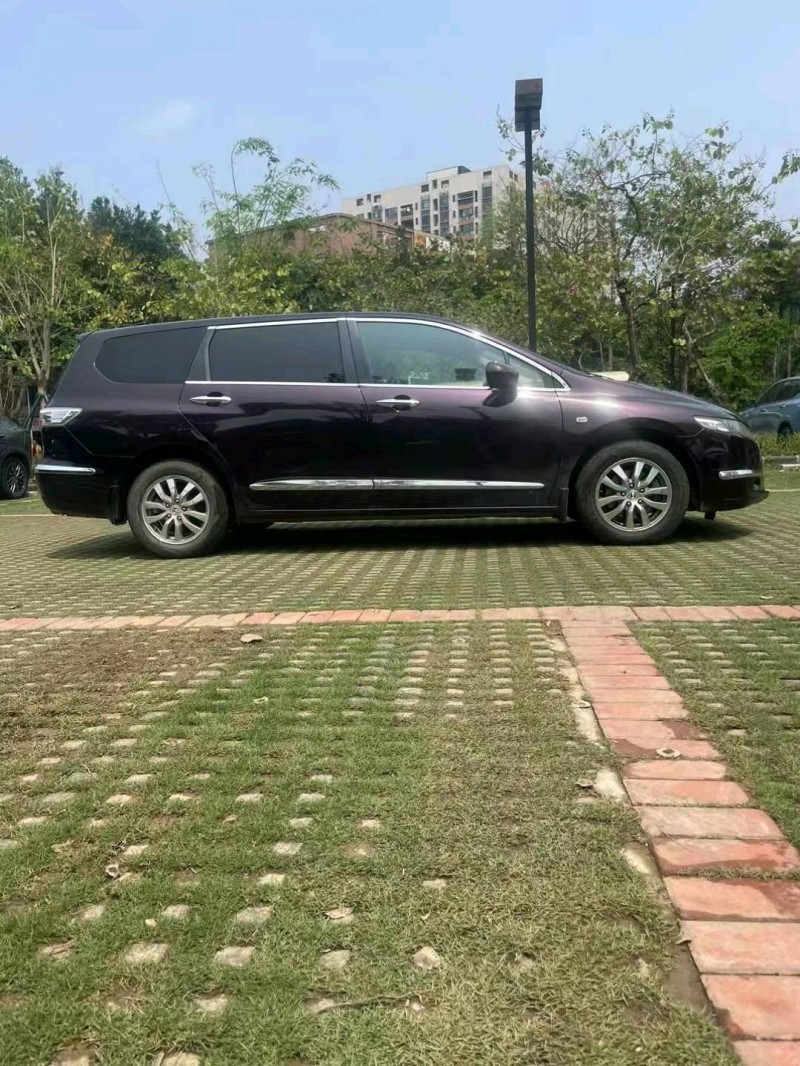 东莞13年本田奥德赛2