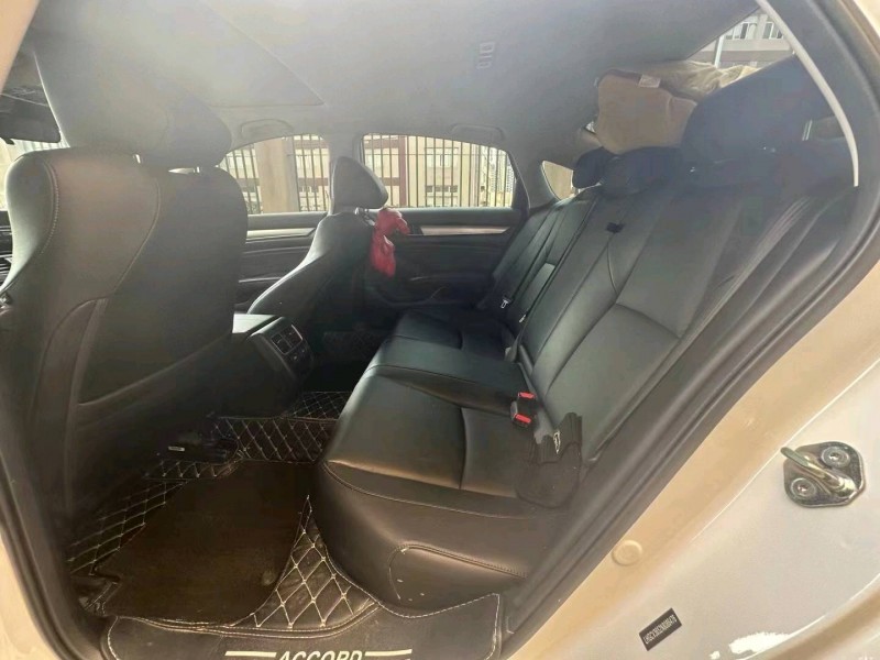 武汉22年本田雅阁6