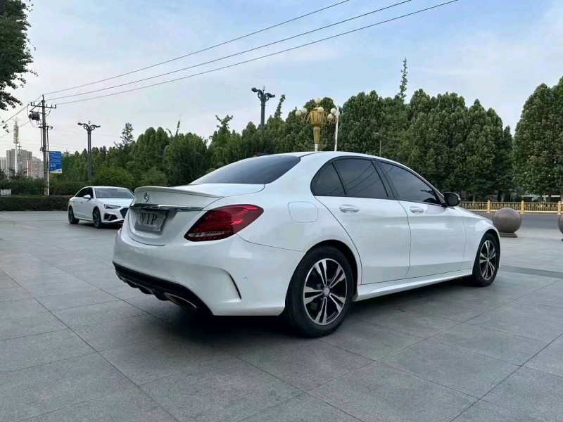 枣庄17年奔驰C8