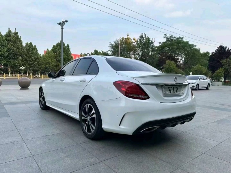 枣庄17年奔驰C9