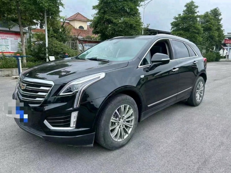 成都18年凯迪拉克XT52