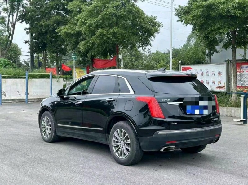 成都18年凯迪拉克XT56