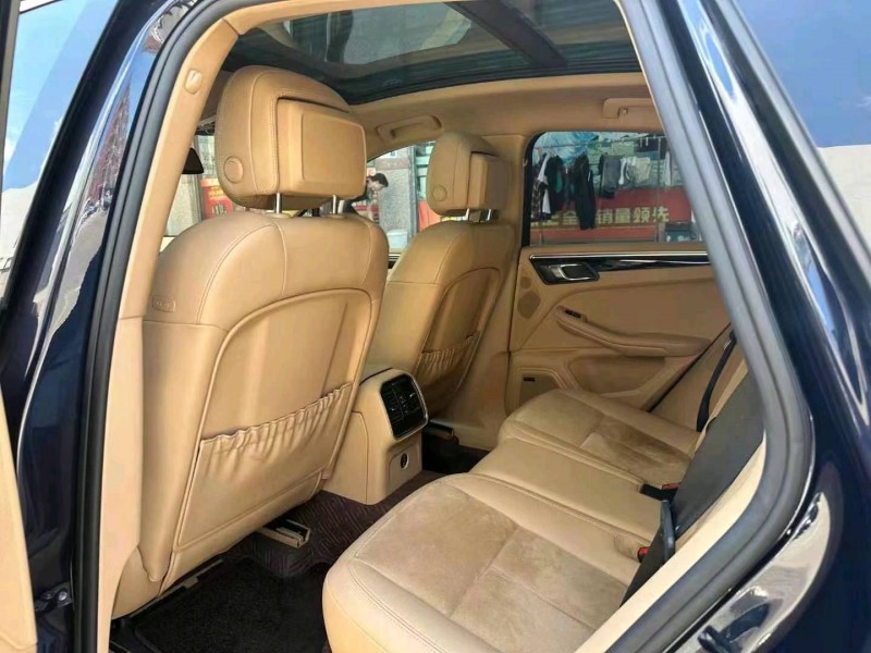 莆田17年保時捷Macan9