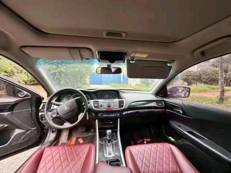 济南17年本田雅阁6