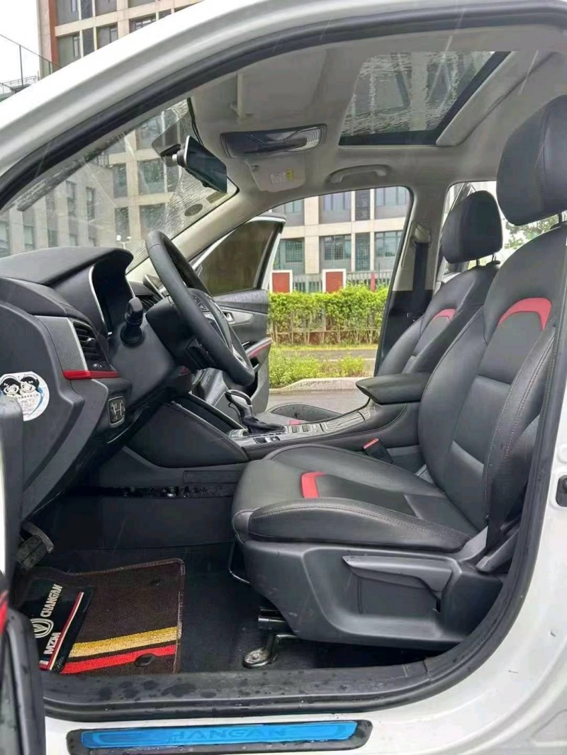 泉州19年長安汽車CS558