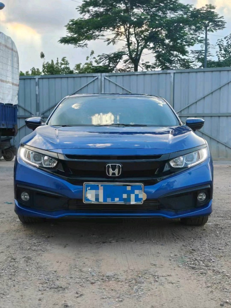 广州22年本田思域1