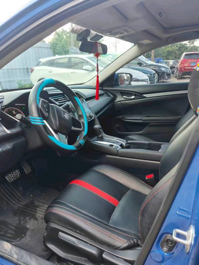 广州22年本田思域6