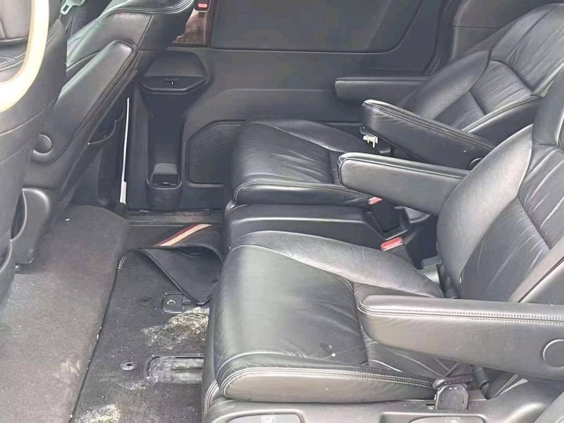 济南16年本田奥德赛4