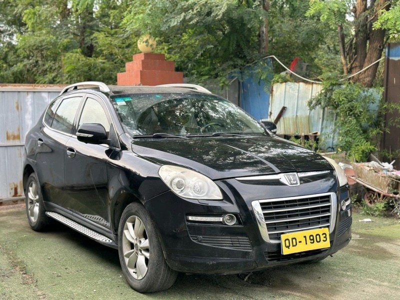 襄陽12年納智捷大7 SUV3