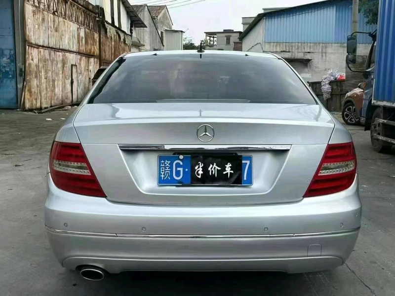 汕头13年奔驰C9