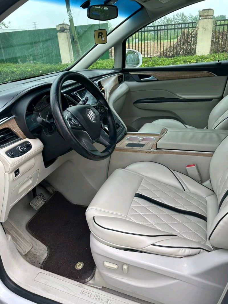 徐州17年别克GL88