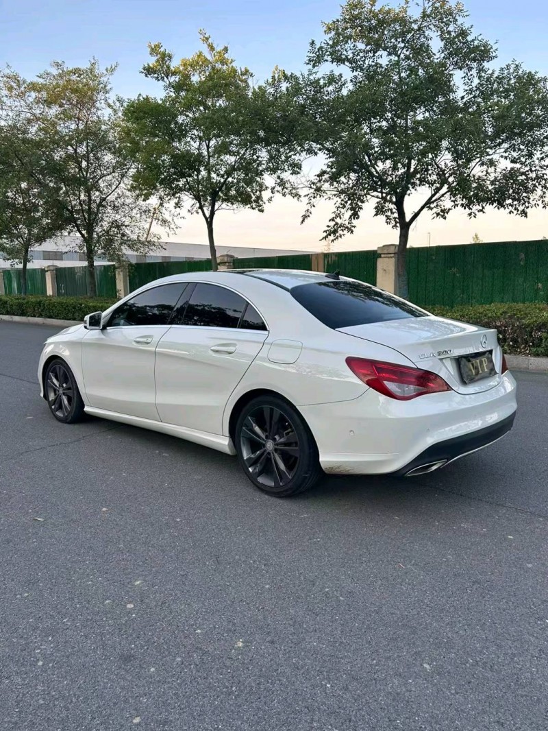 徐州17年奔驰CLA4