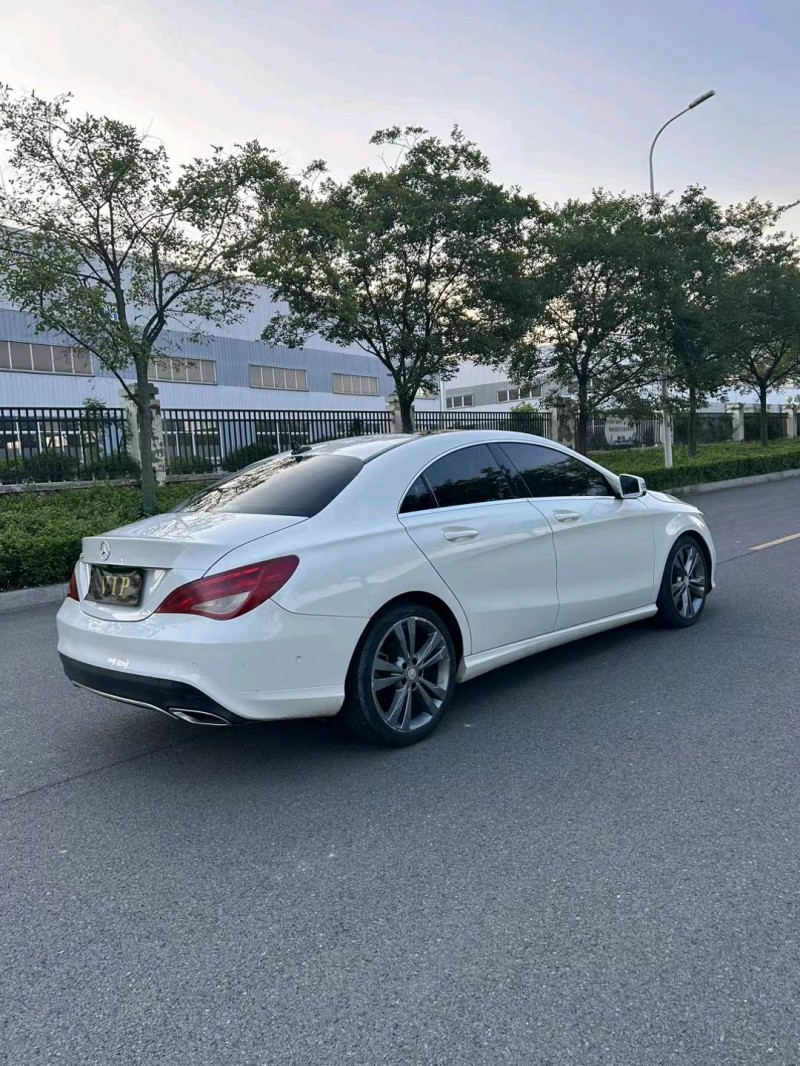 徐州17年奔驰CLA5