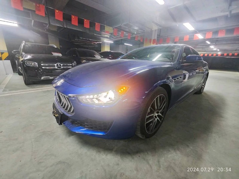 成都20年玛莎拉蒂Ghibli2