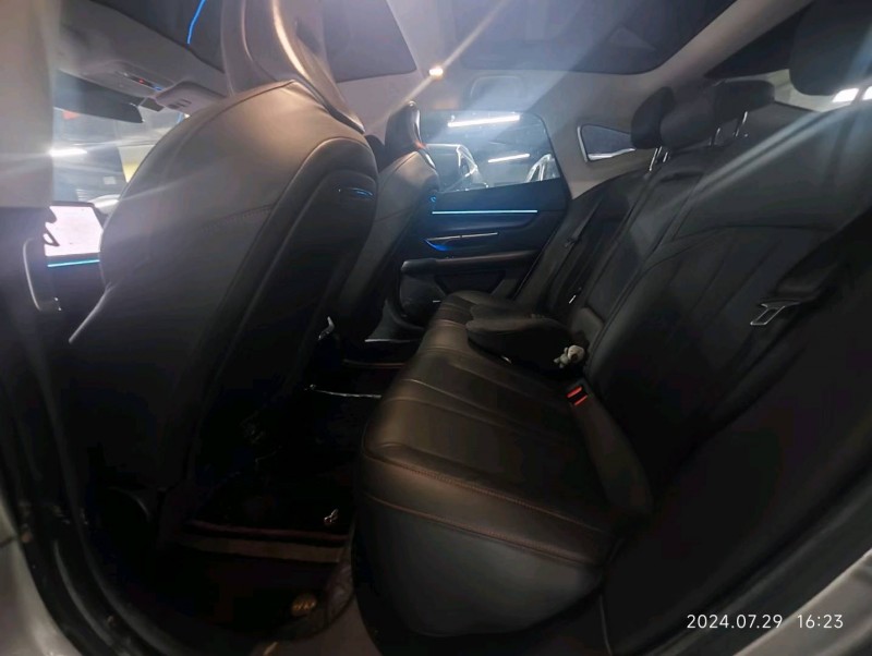 成都22年小鵬汽車p75