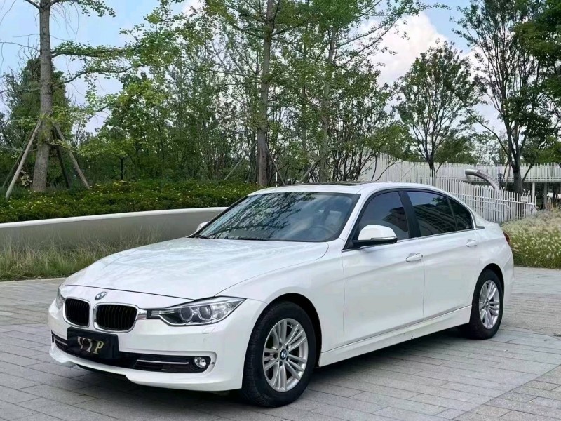 成都15年宝马3系2