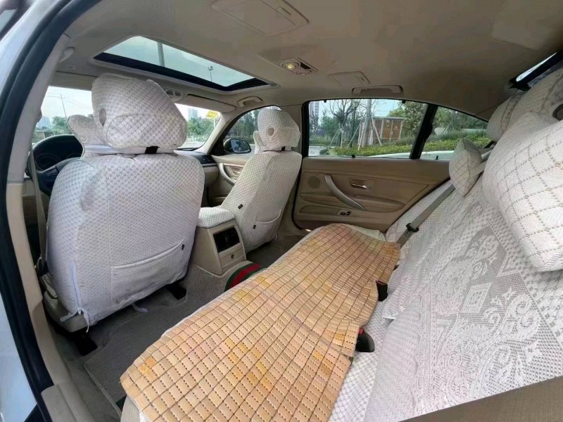 成都15年宝马3系4