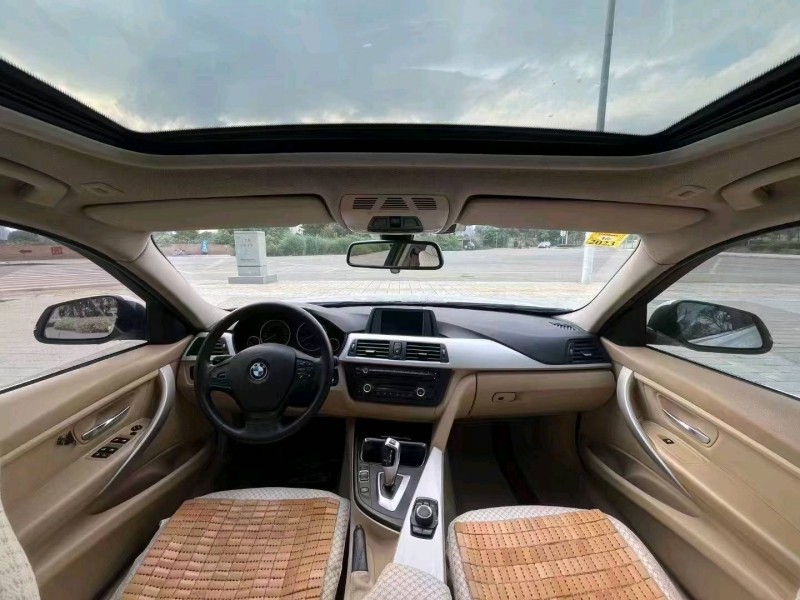 成都15年宝马3系5