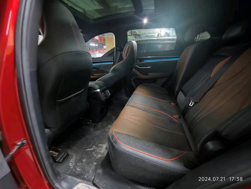 成都20年比亚迪宋3