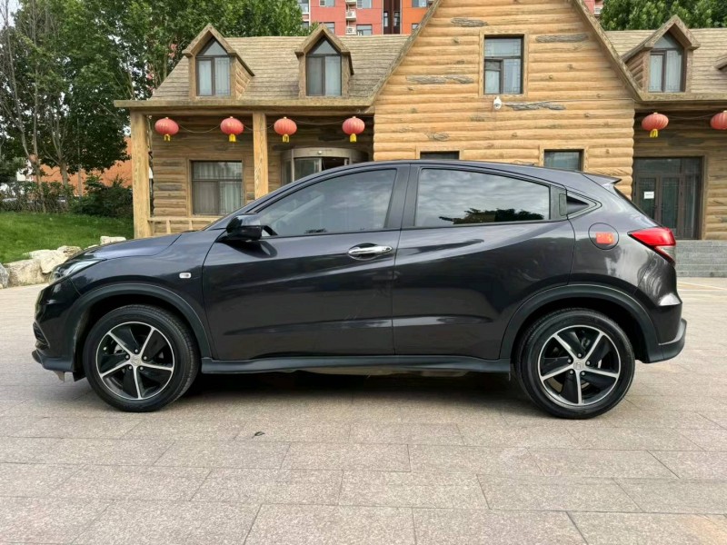 邢台21年本田缤智8