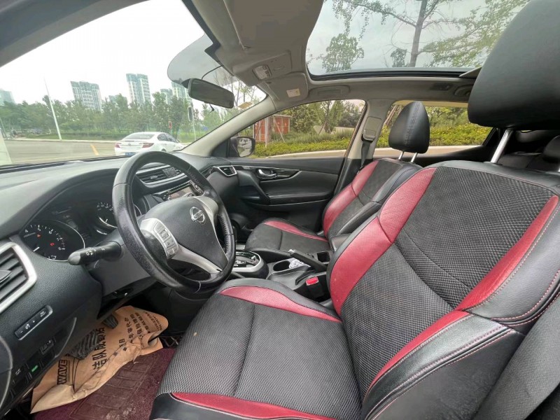 成都16年日产逍客6