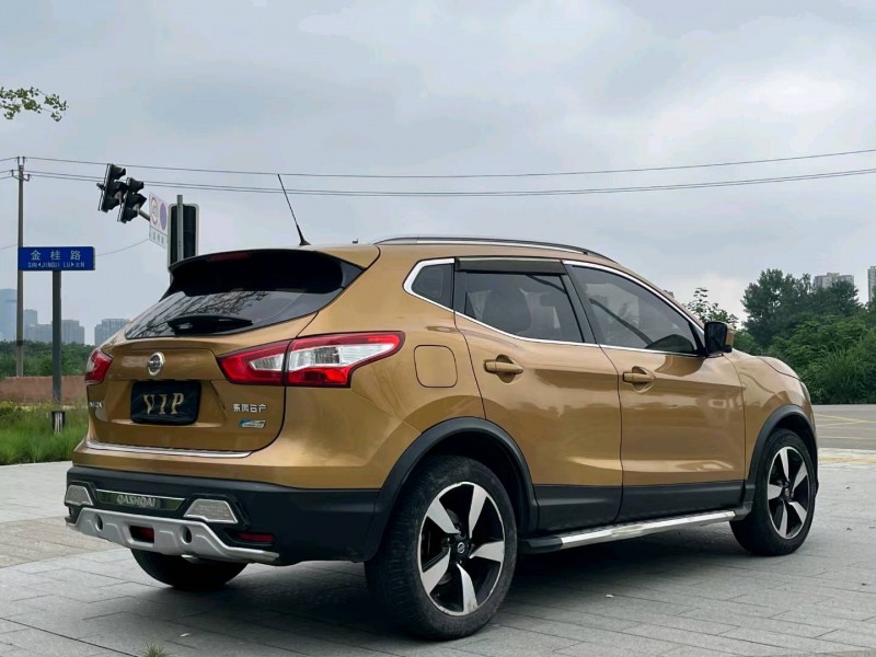 成都16年日产逍客9