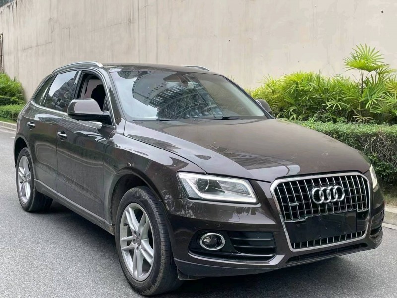 成都17年奥迪Q52