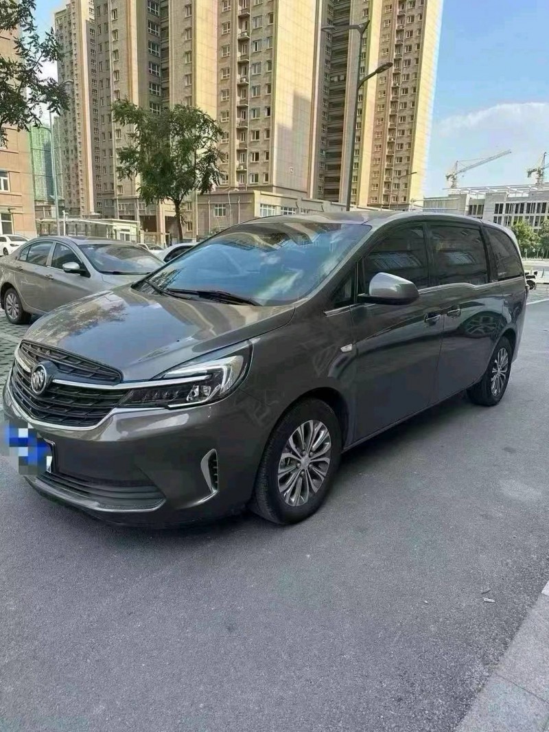 烟台22年别克GL82