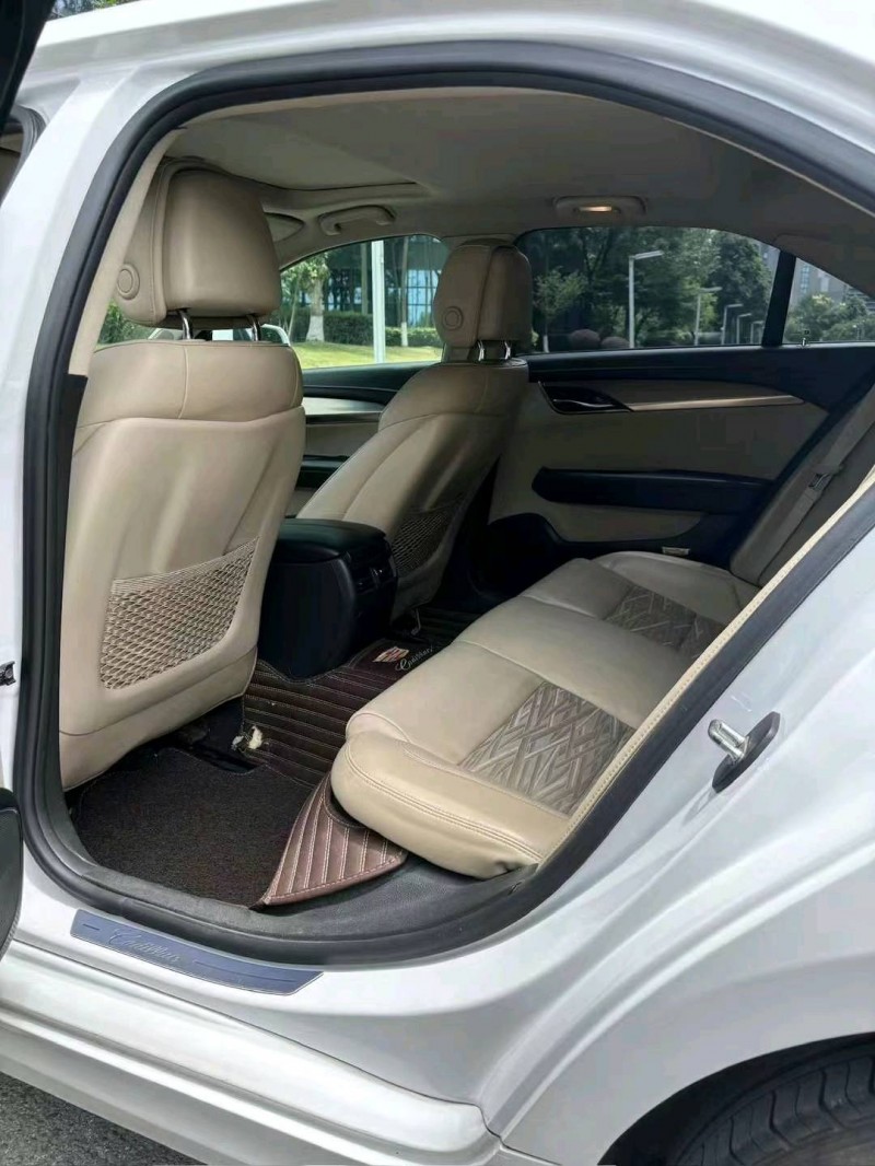 成都16年凯迪拉克ATS-L8