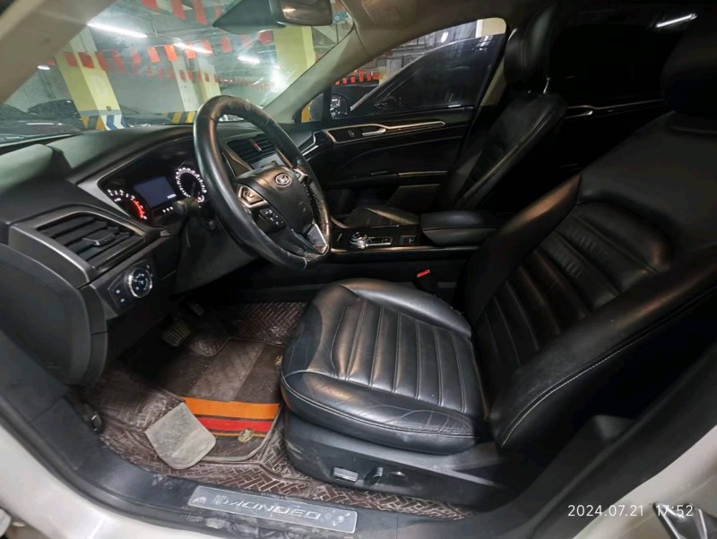 成都17年福特蒙迪欧4