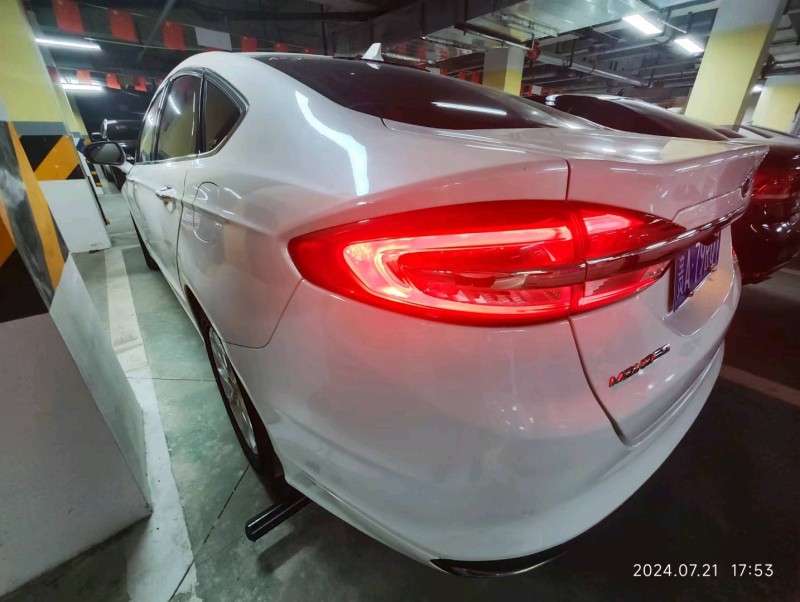 成都17年福特蒙迪欧7