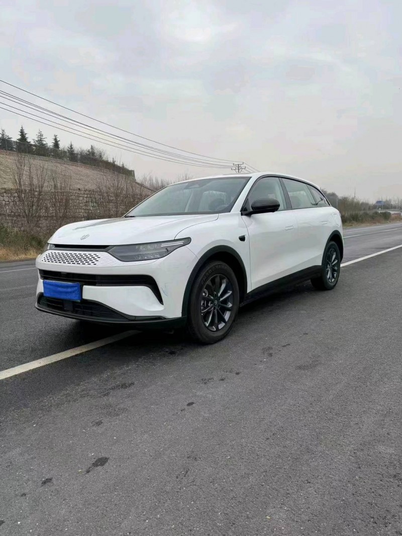 邯鄲23年零跑汽車C112