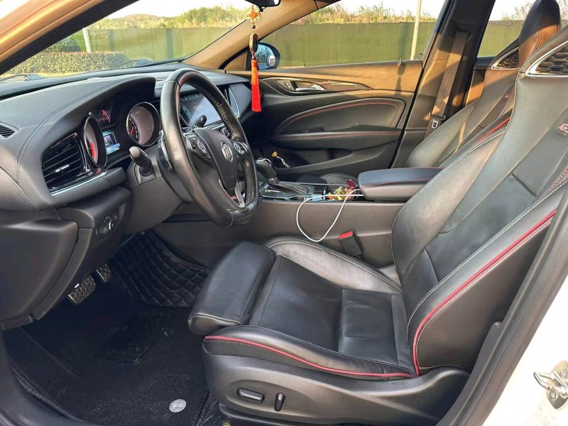 苏州20年别克君威4