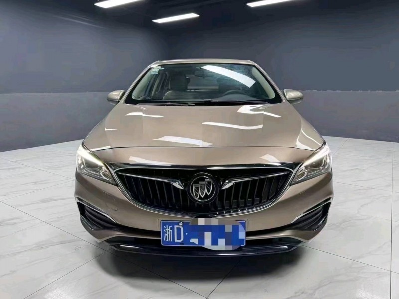 成都18年别克威朗1