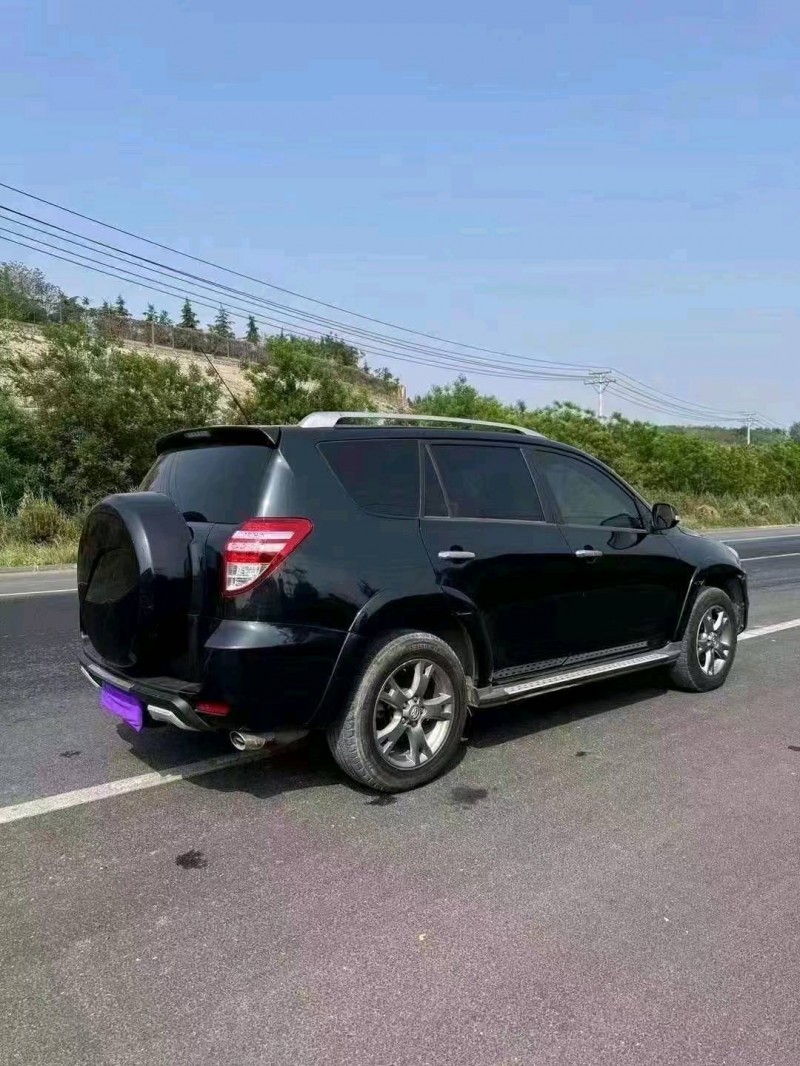 邯鄲13年豐田RAV4榮放3