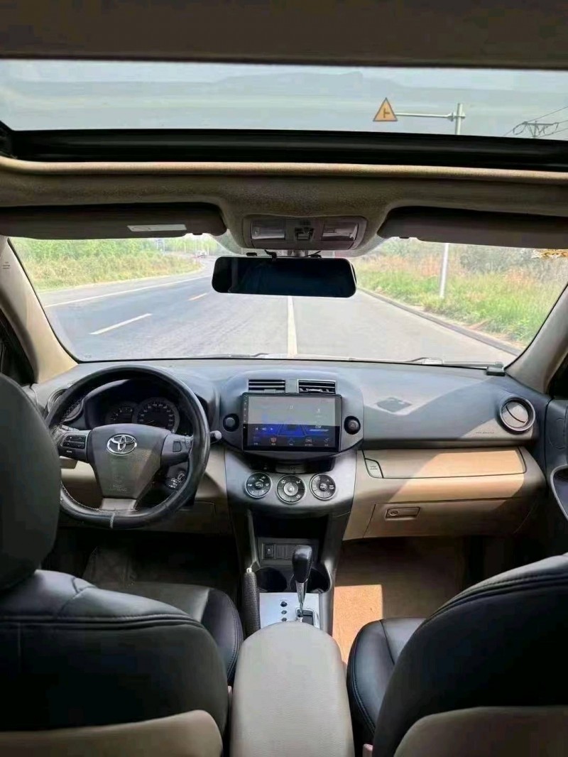 邯鄲13年豐田RAV4榮放7