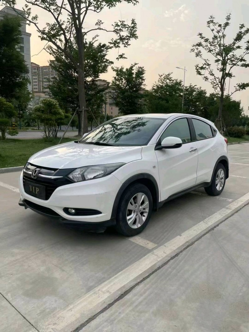 徐州16年本田缤智3