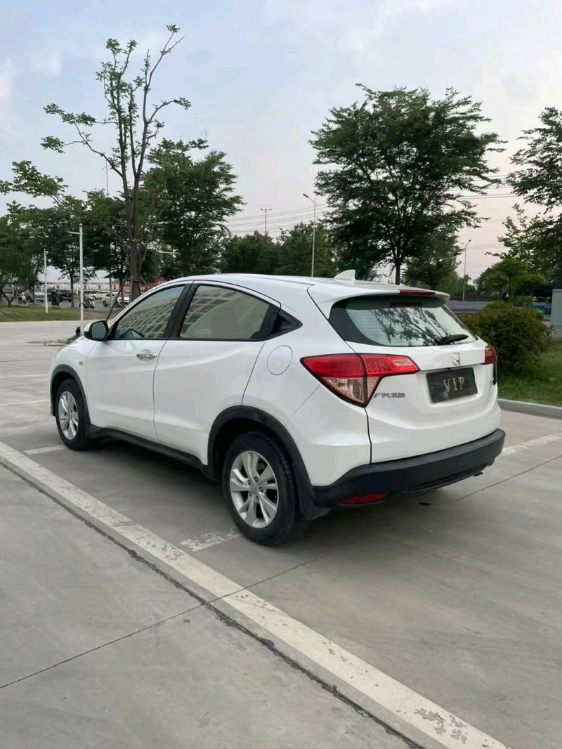 徐州16年本田缤智5