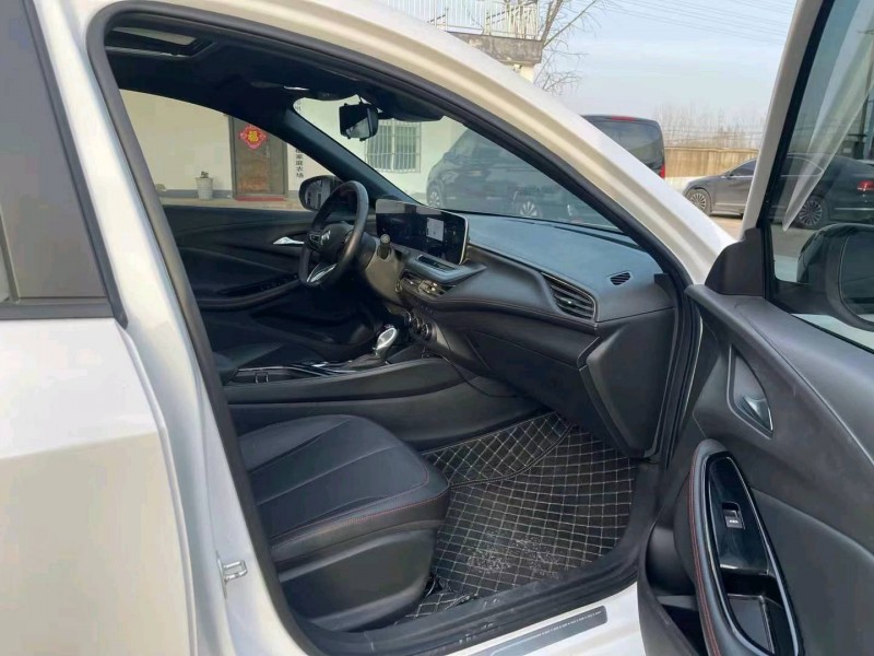 徐州22年别克威朗4