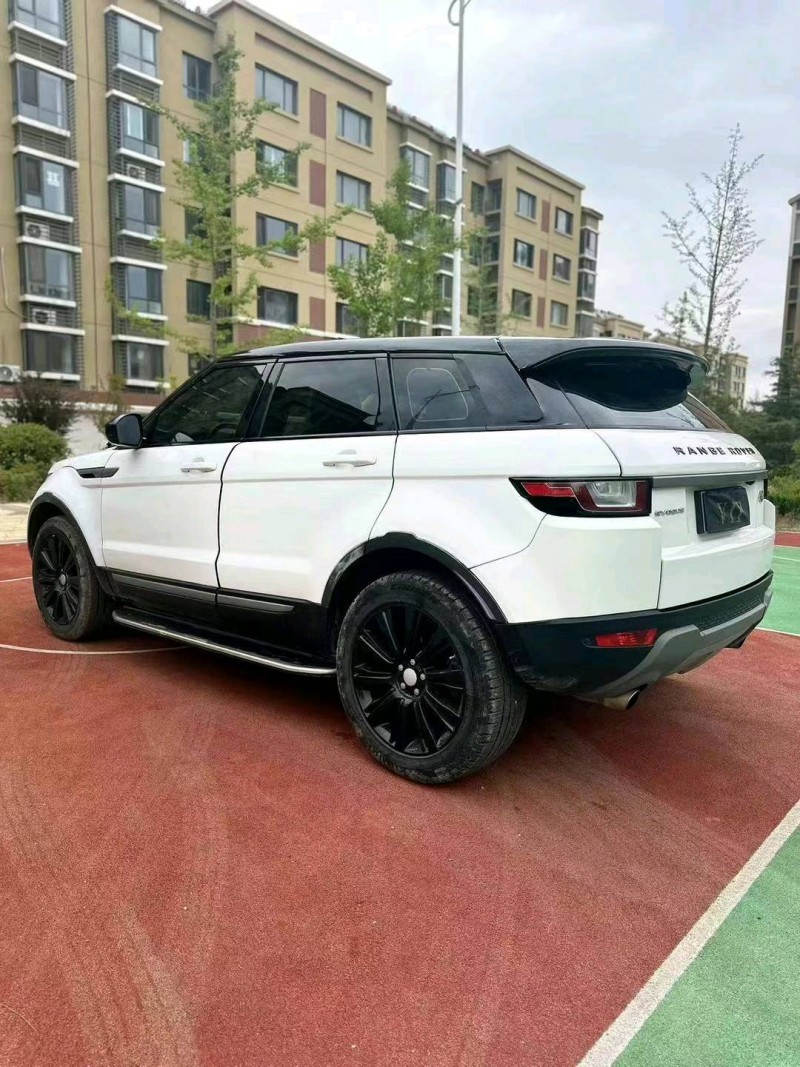 济南17年路虎揽胜极光(进口)5